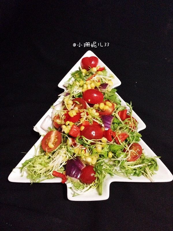 蔬菜沙拉圣诞树