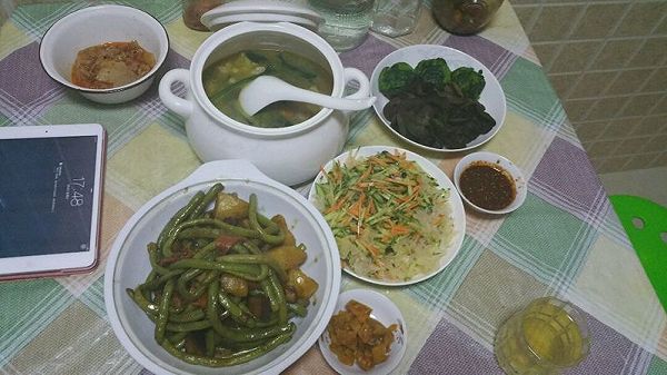 菠菜丸子汤