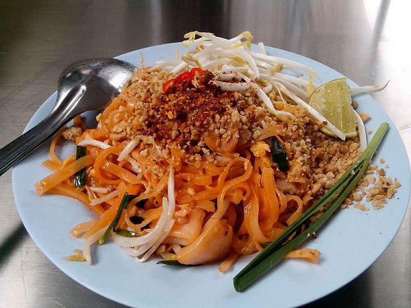 泰式爽口海鲜里脊蒸橙粉 Pad Thai~（附自制橙色米粉）