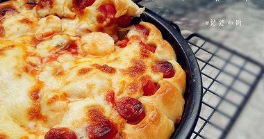 #松下面包机#幸福满满的花边鲜虾口蘑披萨