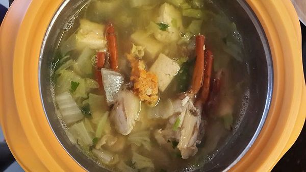 白菜豆腐螃蟹汤
