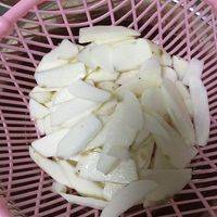 如果喜欢吃山药的可以放些山药一起煮