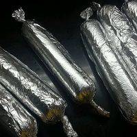 卷好的放锅中蒸熟，约30分钟。