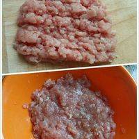 将肉剁成肉末，放入少许生抽、料酒腌15分钟。